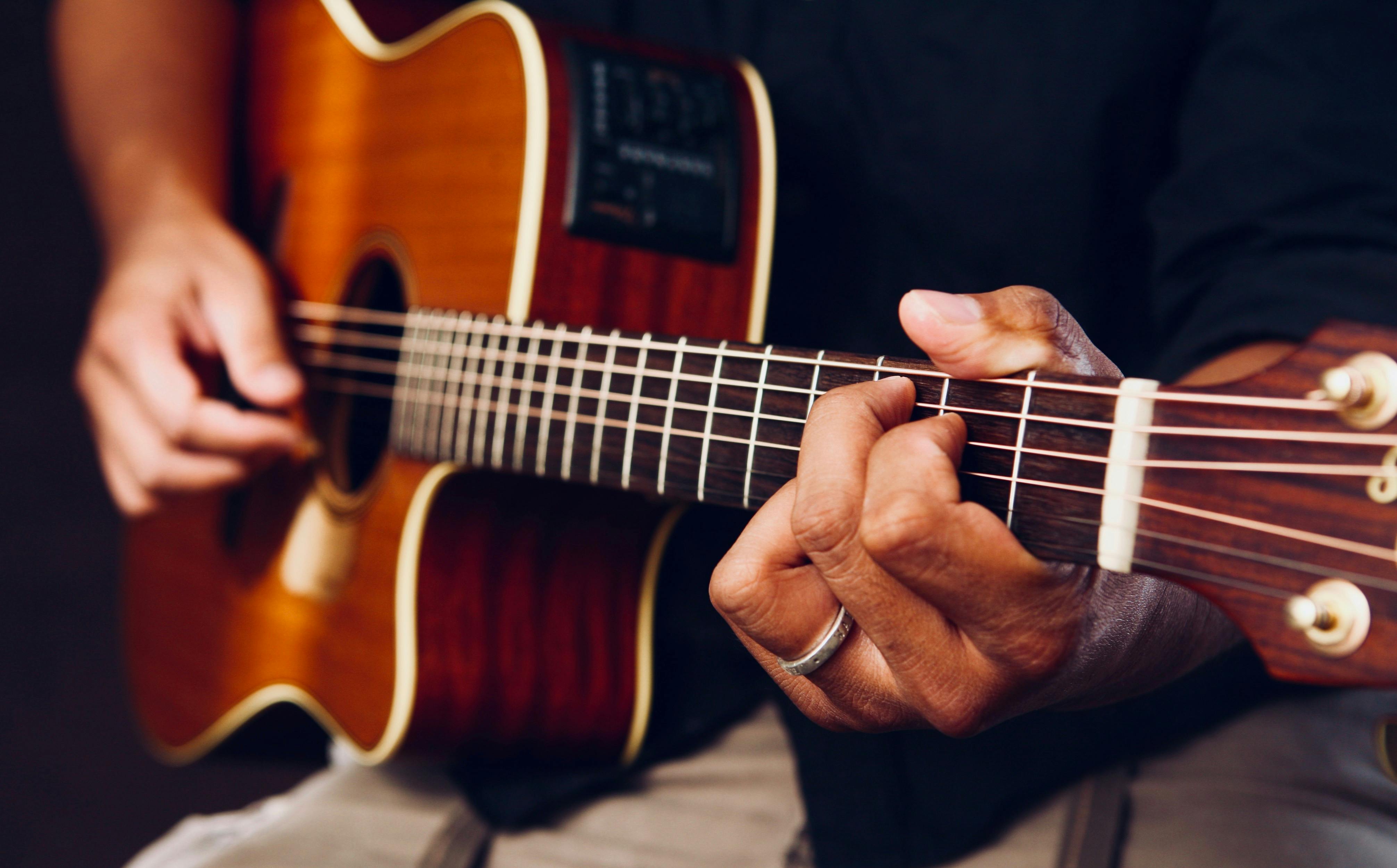 Guitar Theory For Beginners: Whole Steps and Half Steps on Guitar - Musiciangoods