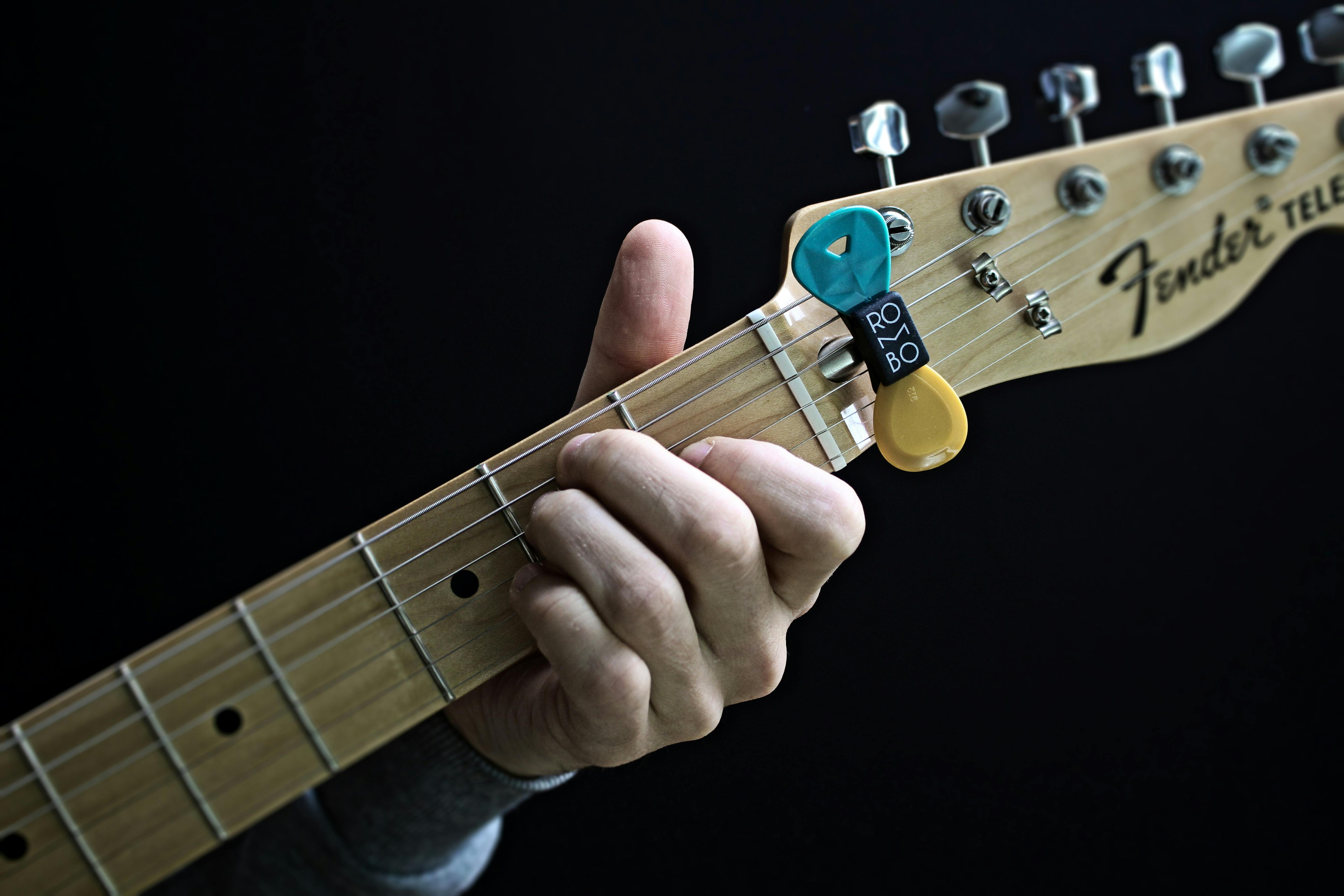 Guitar theory: How To Play Scales On Guitar (+ Free Guitar Scales PDF) - Musiciangoods